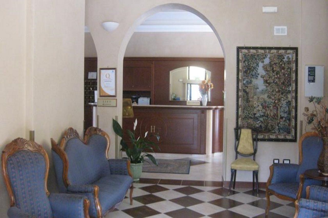 Hotel Flora Stresa Esterno foto